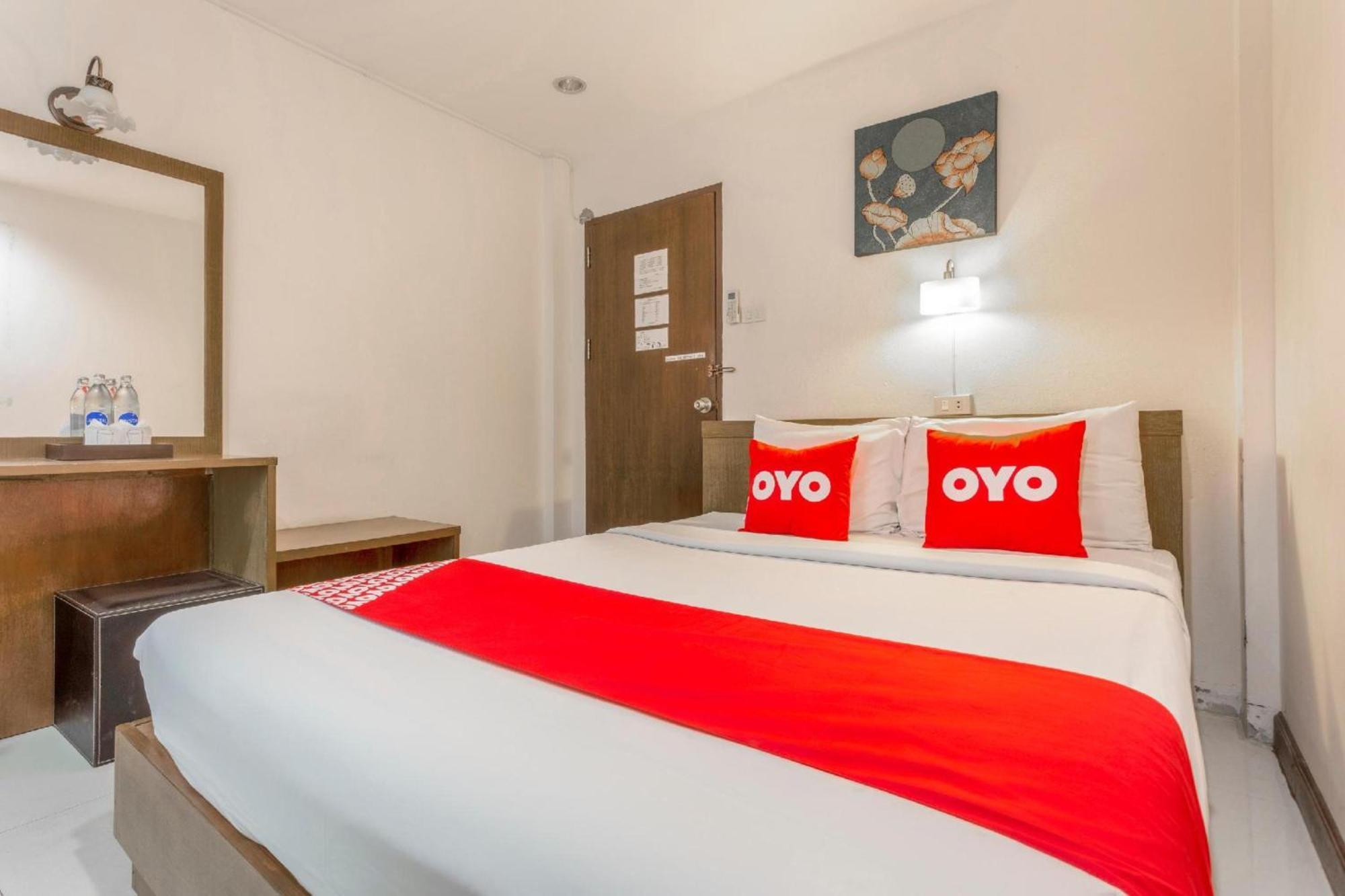 OYO 1096 Winner Inn Hotel Chiang Mai Exterior foto