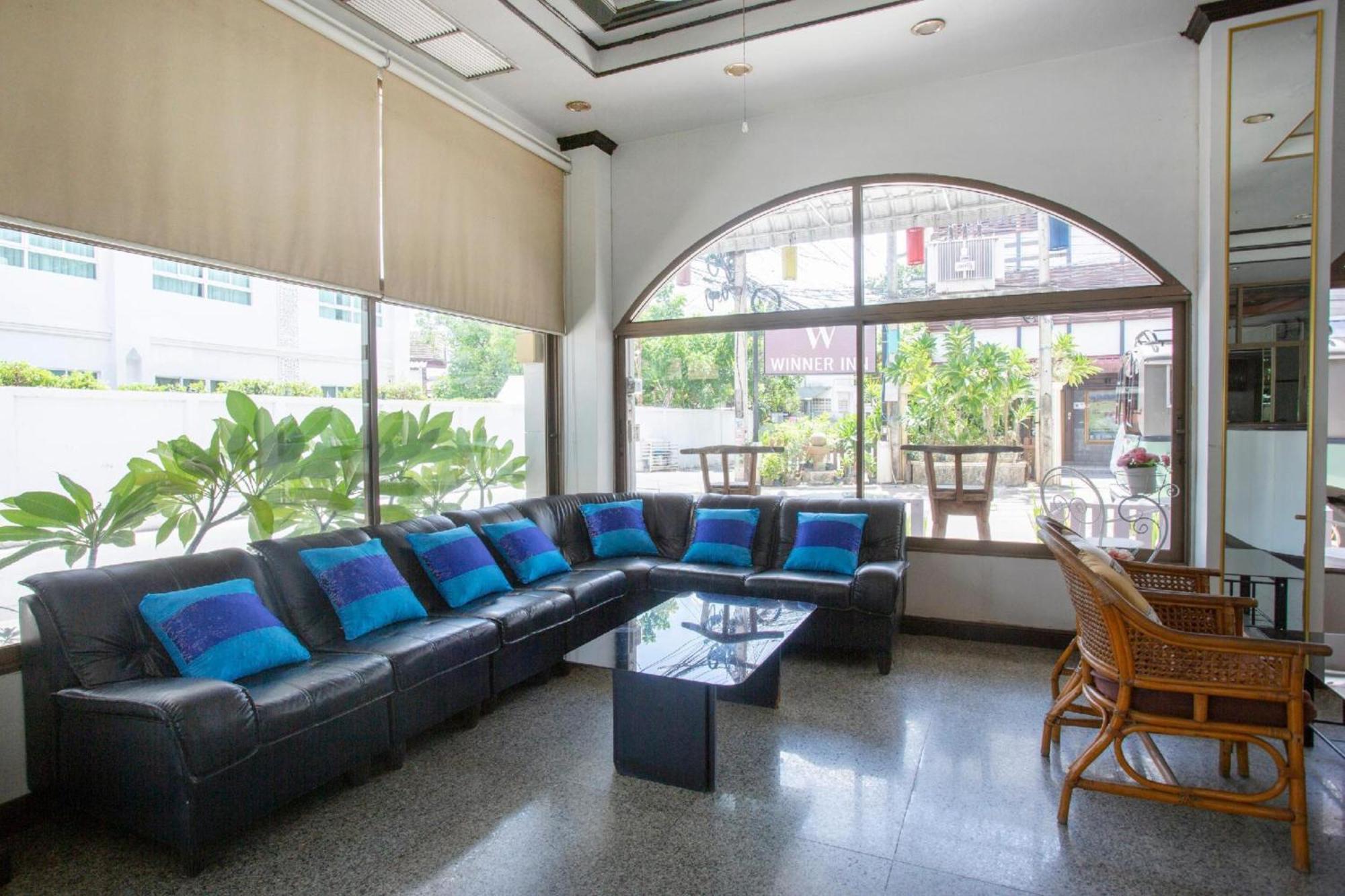 OYO 1096 Winner Inn Hotel Chiang Mai Exterior foto